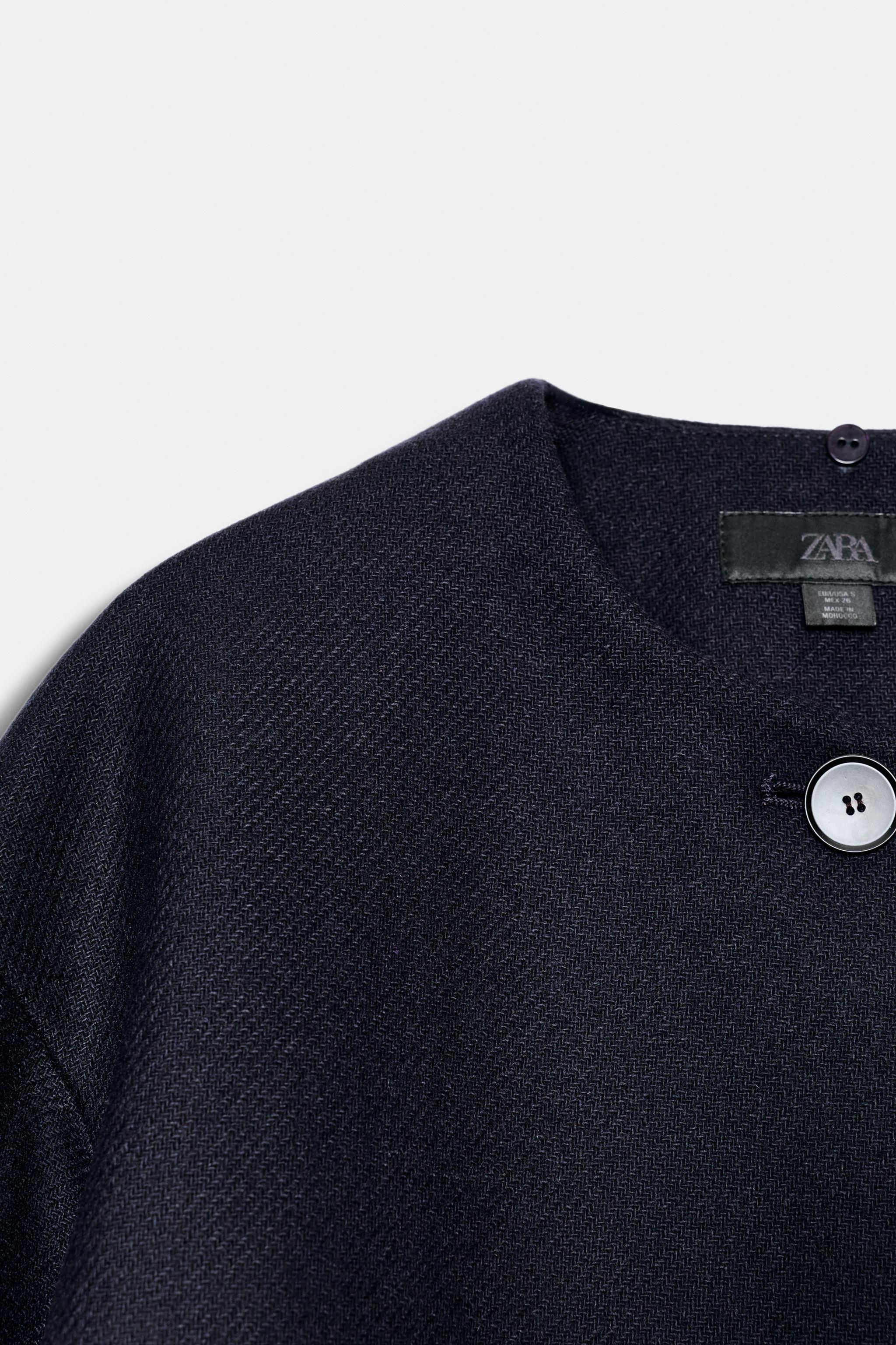 WOOL BLEND SHORT COAT WITH SCARF